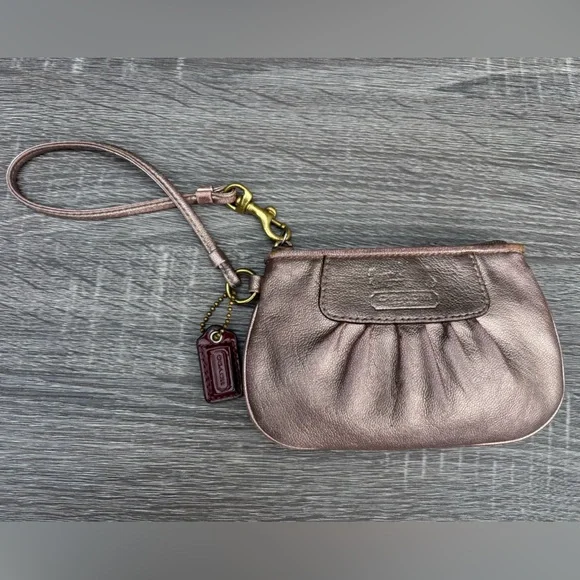 Coach Metallic Wristlet - Picture 13 of 14